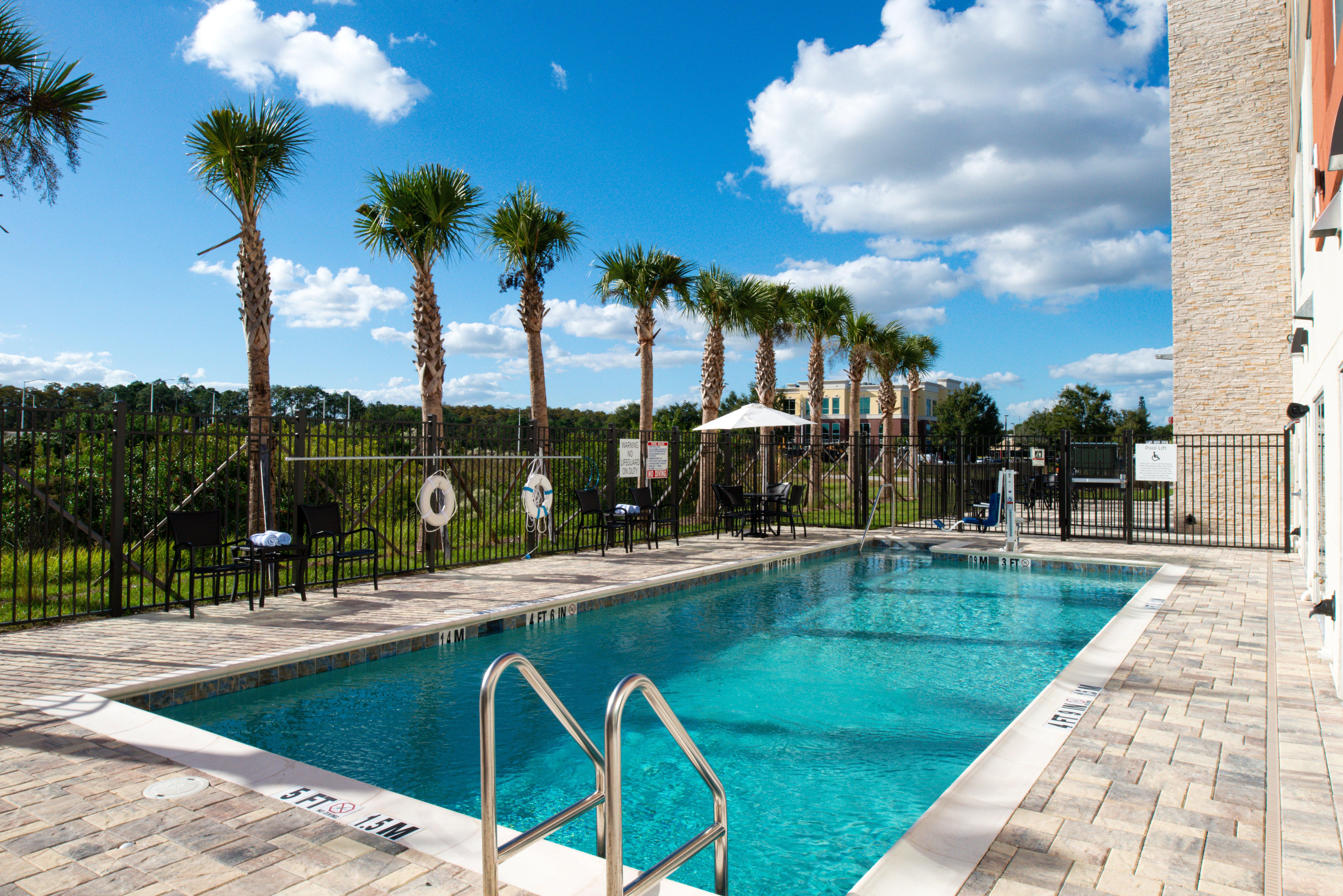 Holiday Inn Express Orlando - South Park By Ihg Williamsburg Buitenkant foto