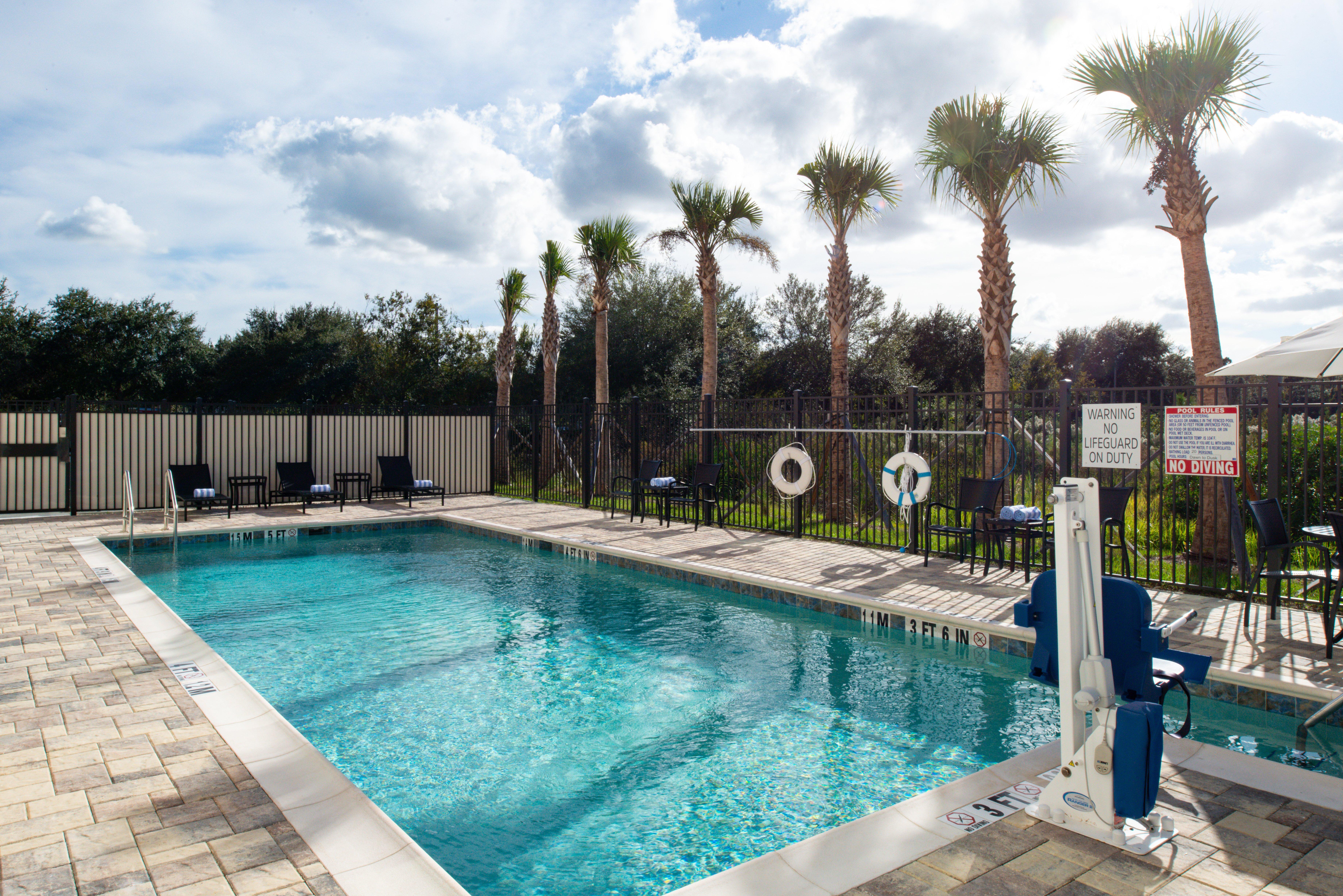 Holiday Inn Express Orlando - South Park By Ihg Williamsburg Buitenkant foto