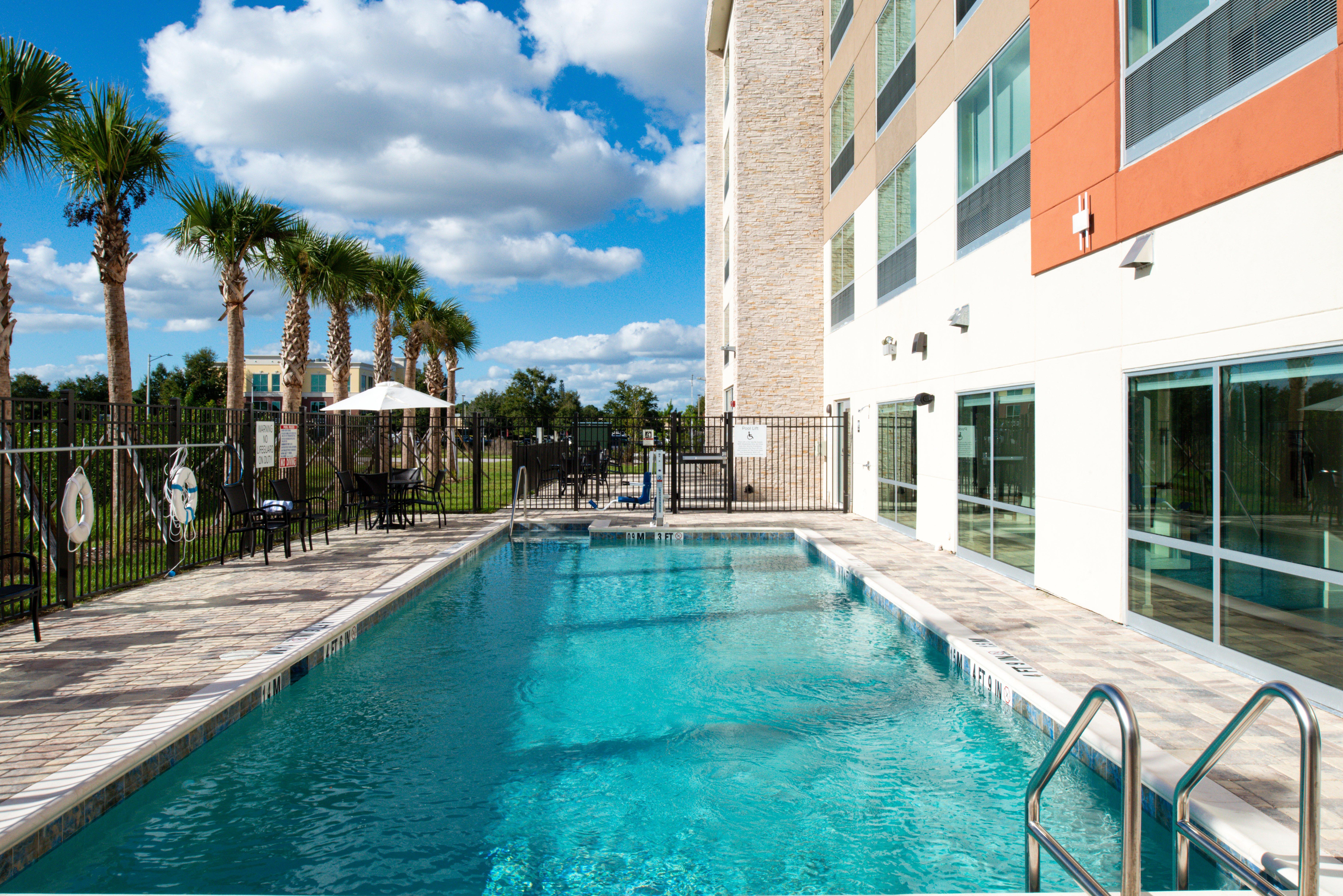 Holiday Inn Express Orlando - South Park By Ihg Williamsburg Buitenkant foto